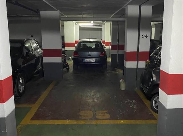 Garaje en Venta en Calle Los Pedrones en L'Hort de Senabre