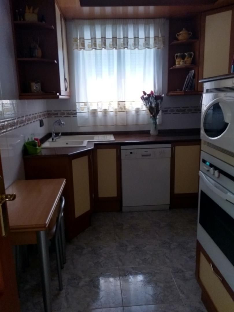 Cuina de Casa o xalet en venda en Santa Bàrbara amb Aire condicionat i Terrassa