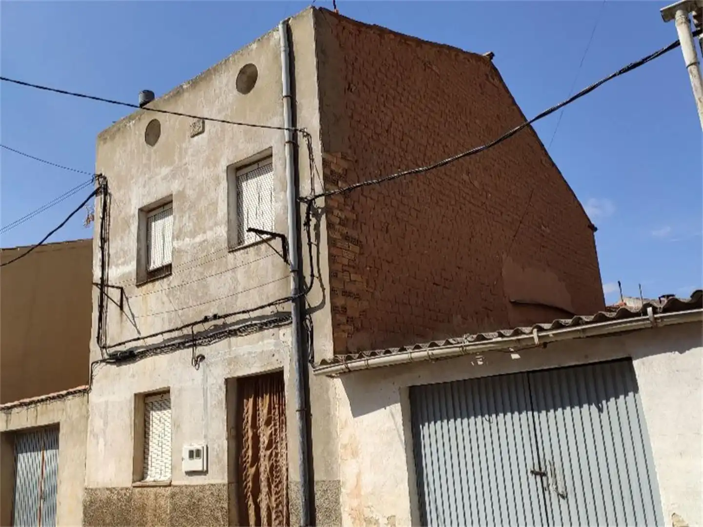 Casa adosada en venta en Travesía del Mesón, Quintanas de Gormaz Vista exterior de Casa adosada en venta en Quintanas de Gormaz