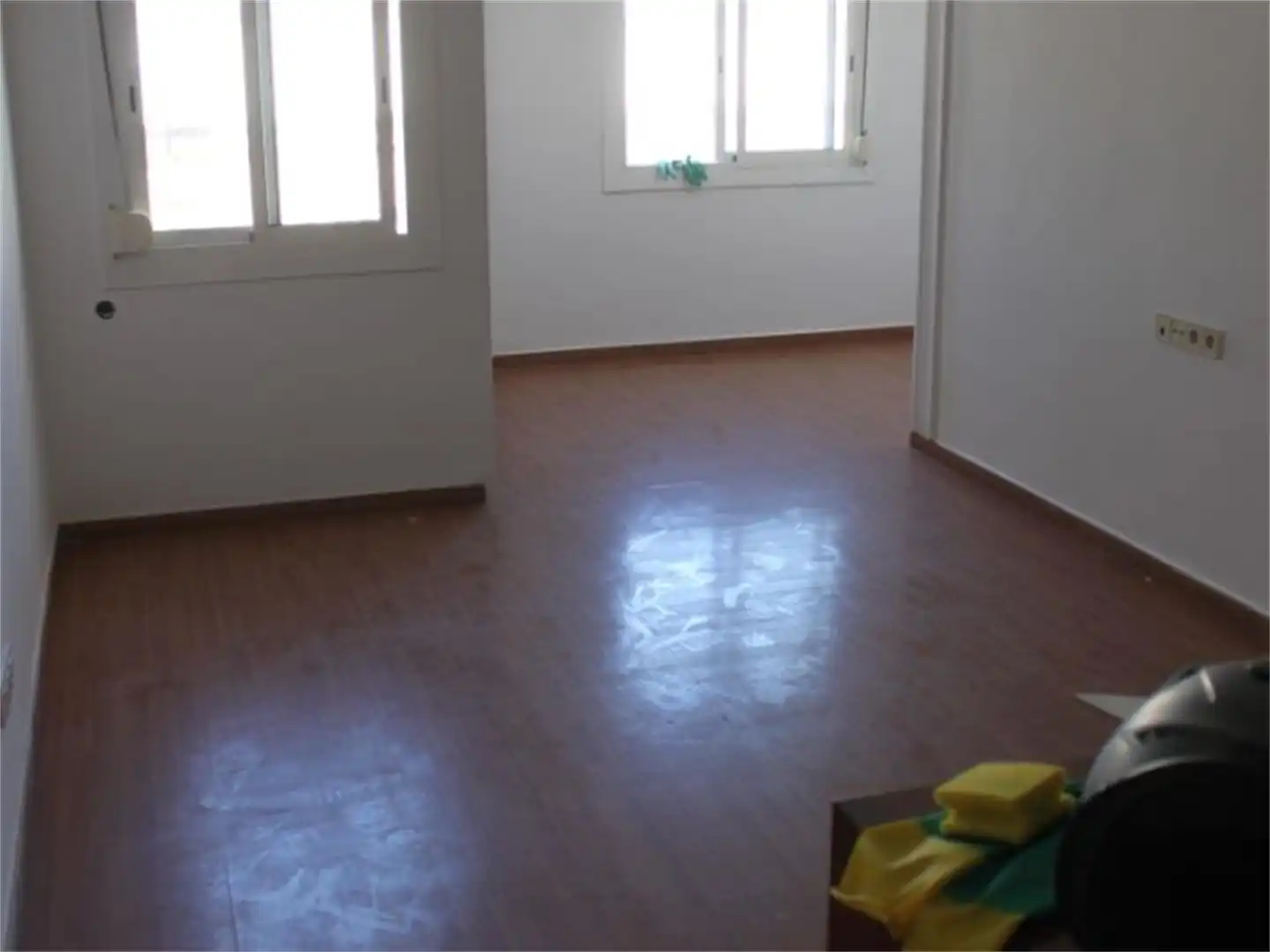 Habitació a Plaça de Església, 1, Centre Pis per a compartir en Santa Coloma de Gramenet