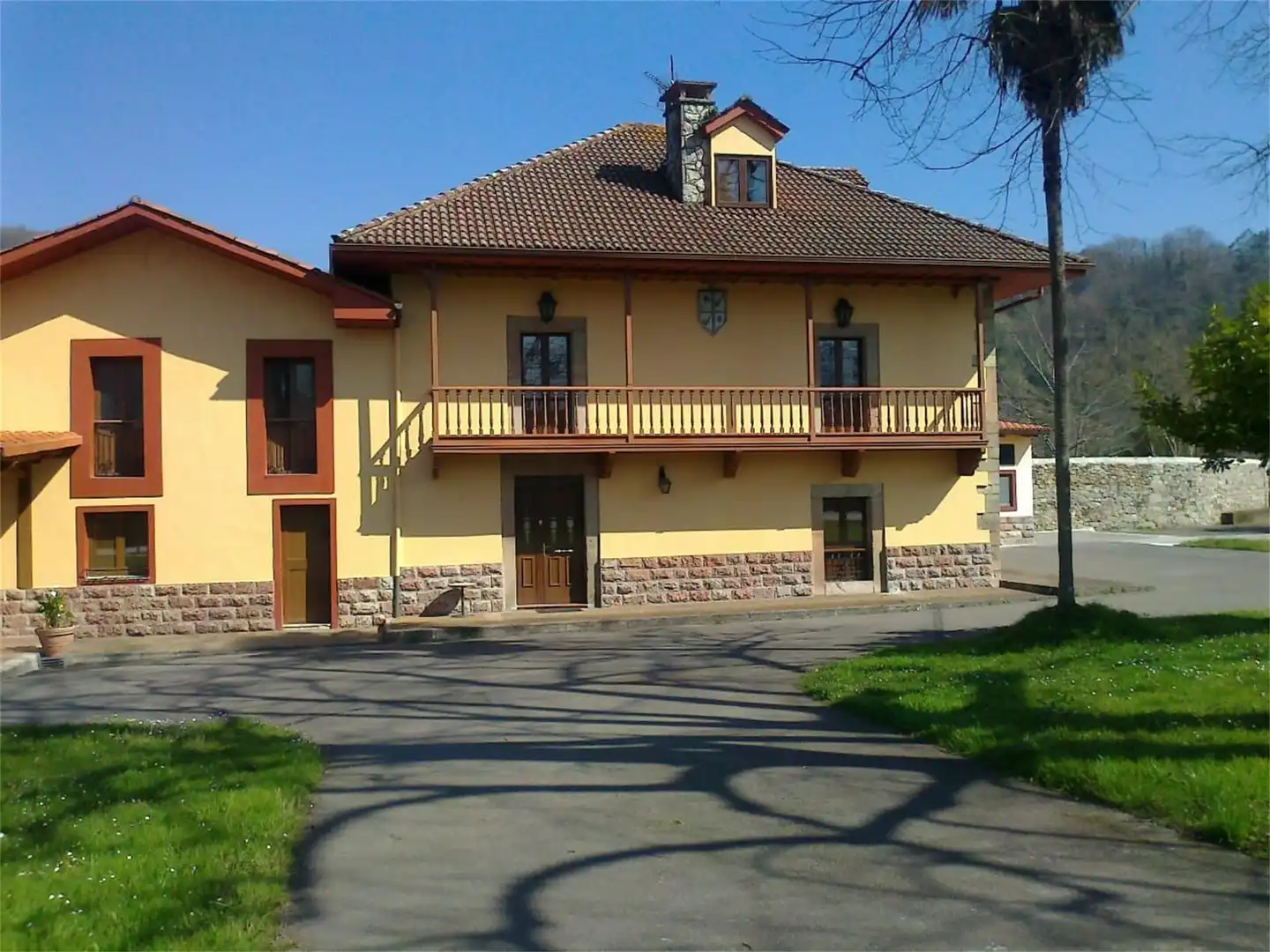 Houses for sale in Ferreros, Ribera de Arriba Exterior view of Houses for sale in Ribera de Arriba with Terrace