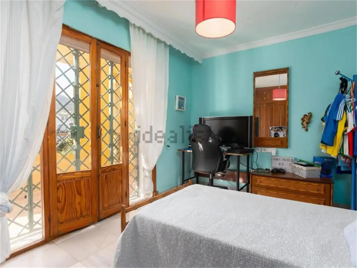 Casa o xalet en venda a Calle Amapola, Platero - El Limón Dormitori de Casa o xalet en venda en Alhaurín de la Torre amb Aire condicionat, Terrassa i Piscina