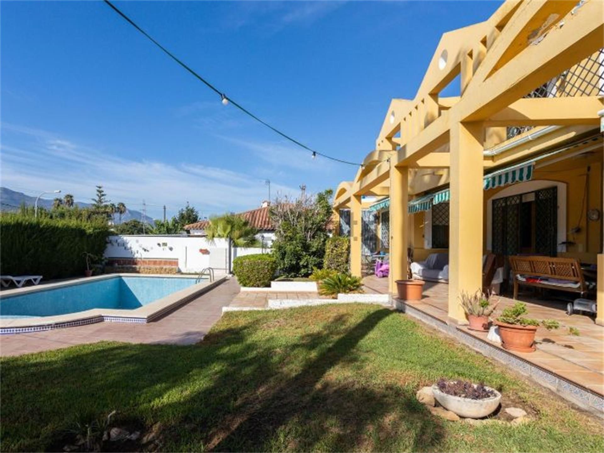 Garden of House or chalet for sale in Alhaurín de la Torre  with Air Conditioner, Terrace and Swimming Pool
