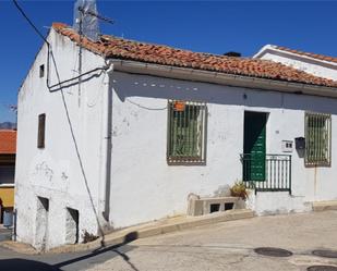 Exterior view of Single-family semi-detached for sale in Villanueva de Ávila