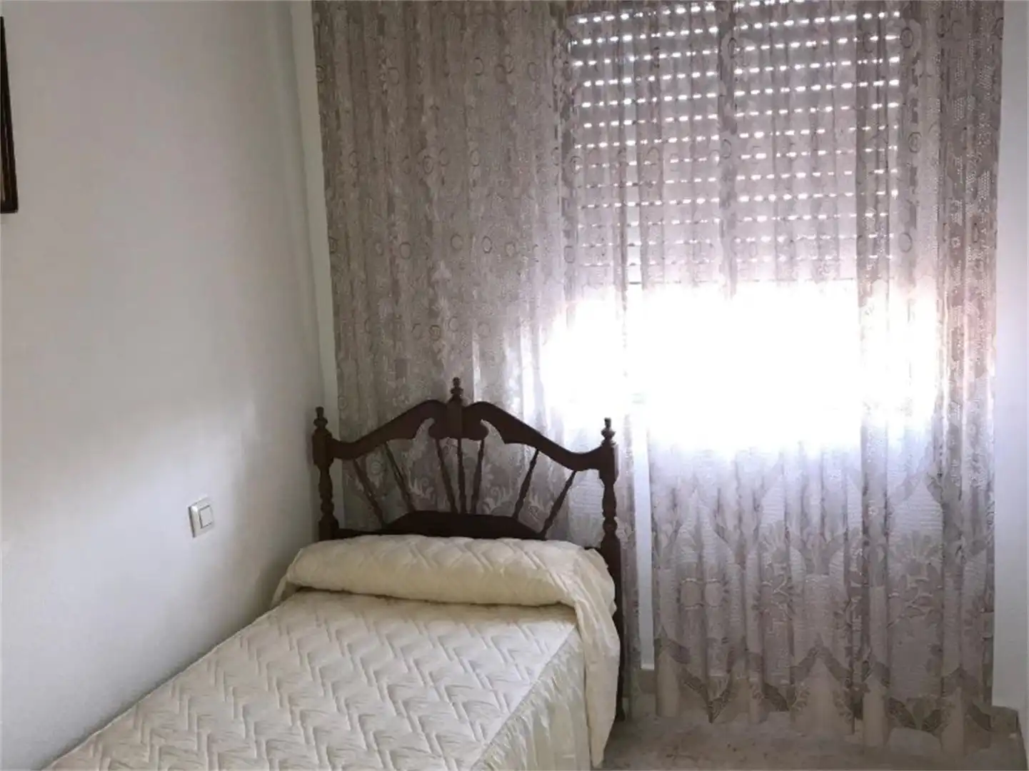 Habitación de Piso en venta en Linares con Jardín privado