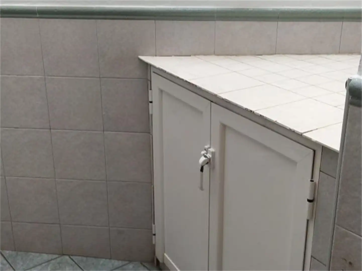 Flat for sale in Avenida de Almogávares, Ollerías - San Cayetano Bathroom of Flat for sale in Córdoba Capital with Air Conditioner and Terrace
