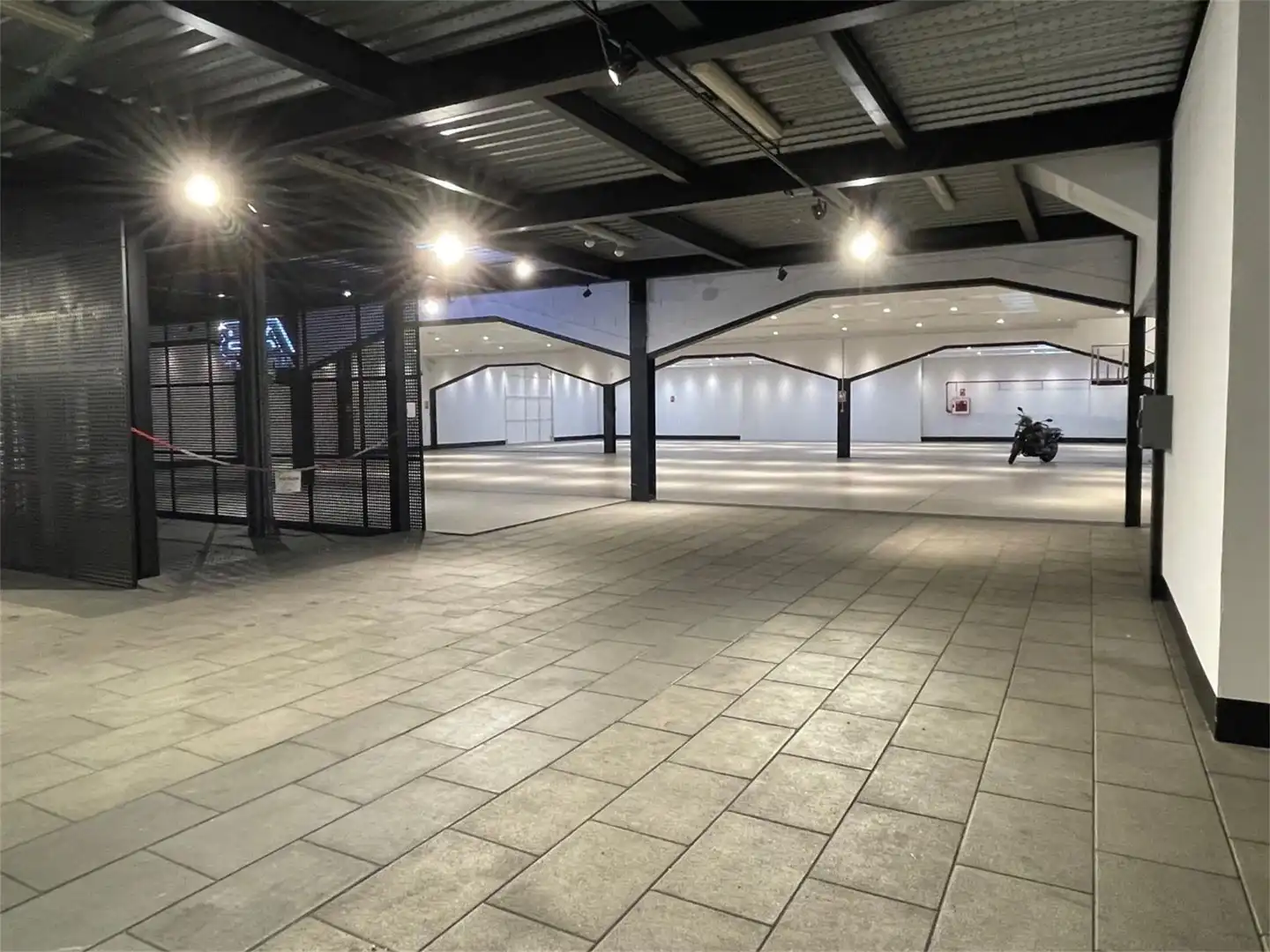 Nau industrial de lloguer a Calle Juan de la Cierva, 59, Villafontana - Estoril I Nau industrial de lloguer en Móstoles