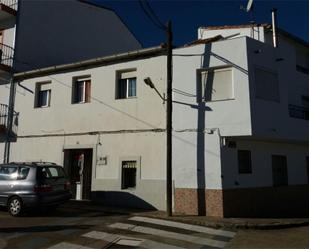 Exterior view of Single-family semi-detached for sale in Siruela  with Terrace and Balcony