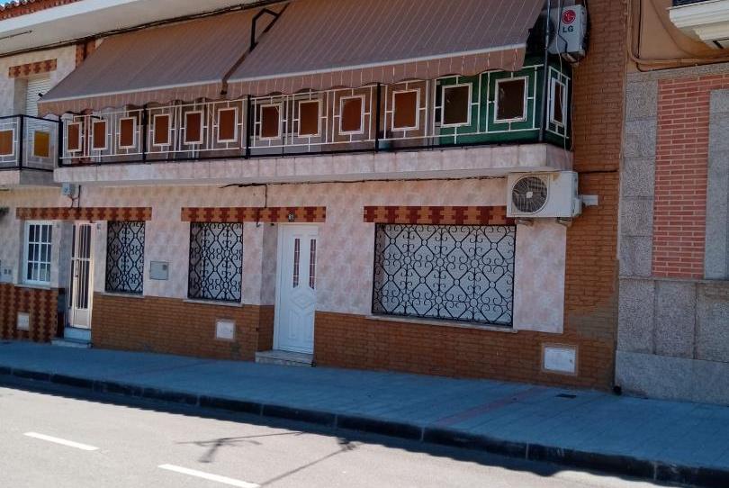 Flat for sale in Avenida de Los Emigrantes, Torrecillas de la Tiesa, Cáceres - image 1 Photo 1 of Flat for sale in Avenida de Los Emigrantes, Torrecillas de la Tiesa, Cáceres