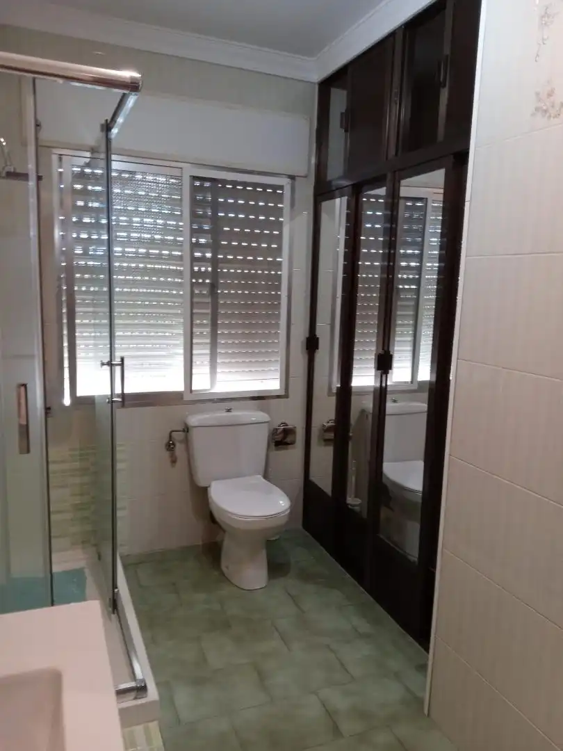 Baño de Piso en venta en Torrecillas de la Tiesa con Aire acondicionado, Calefacción y Terraza