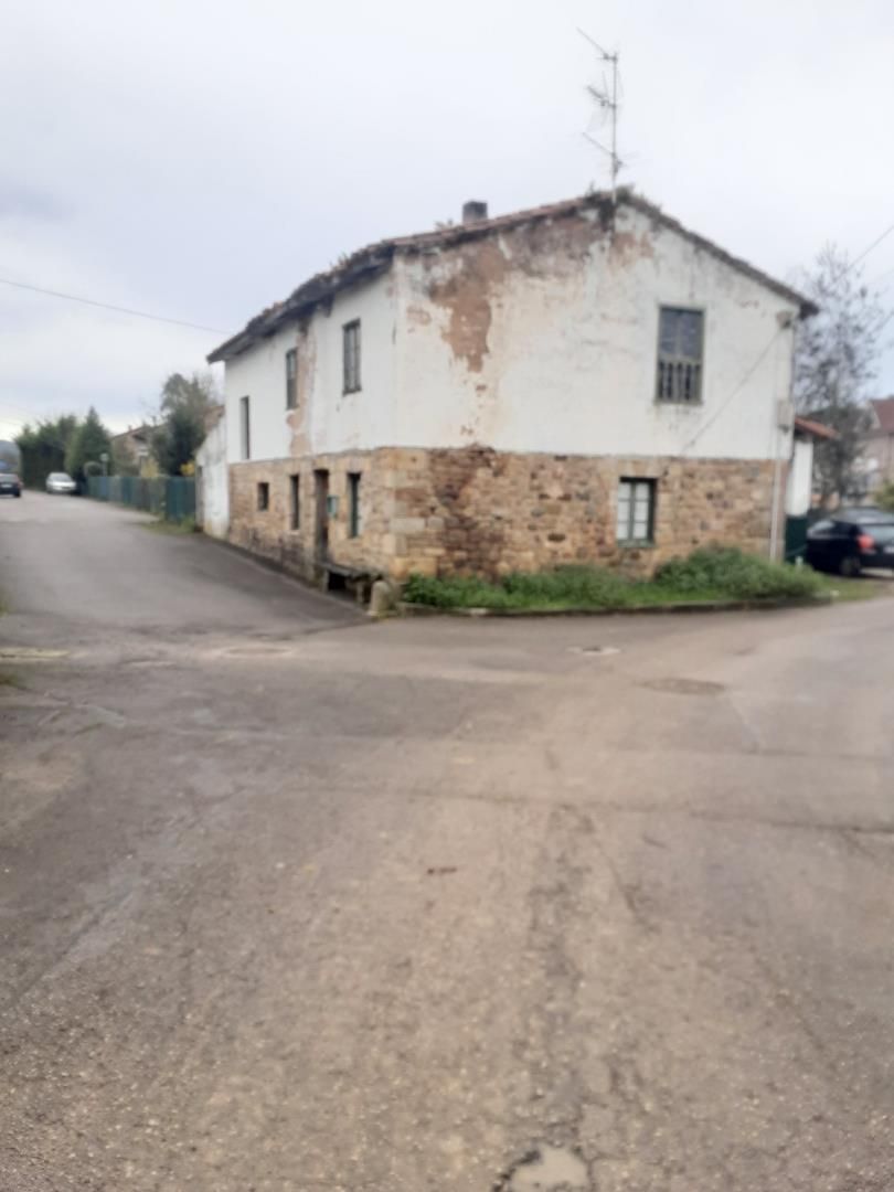 Vista exterior de Planta baixa en venda en Mazcuerras amb Jardí privat