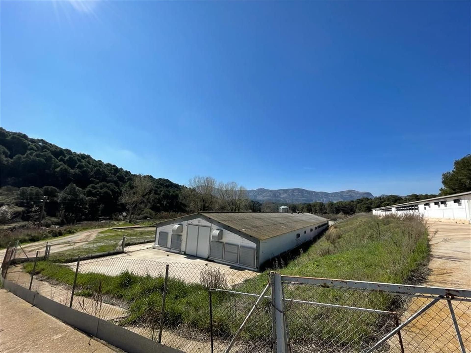 Exterior view of Country house for sale in Sant Llorenç Savall