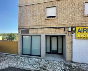 Vista exterior de Local de lloguer en Alcalá de Guadaira amb Aire condicionat i Calefacció