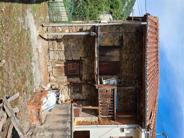 Casa adosada en Venta en Aller