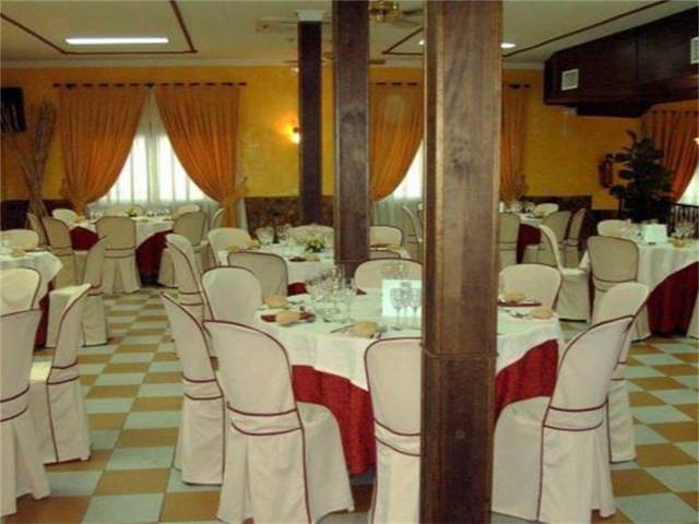 Local comercial en Venta en Calle Padre Torrero en Belalcázar