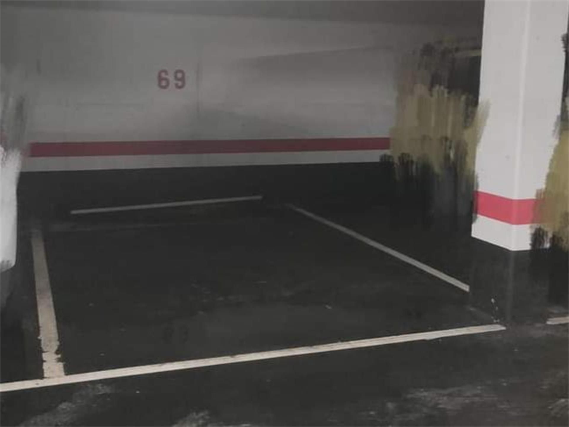 Parkplatz von Garage miete in Leioa