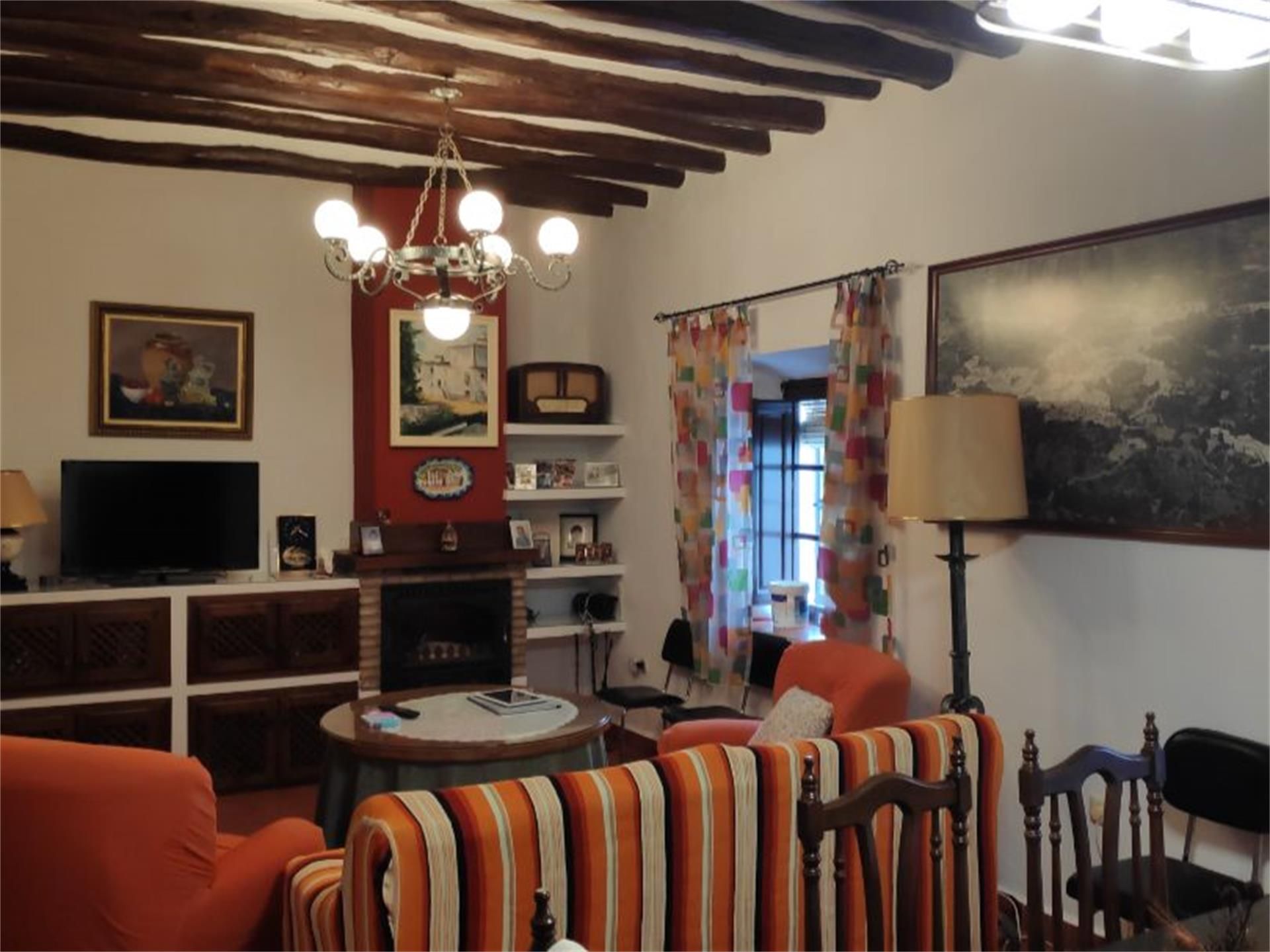 Sala d'estar de Casa o xalet en venda en Válor amb Terrassa