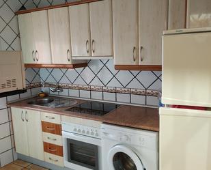 Kitchen of Flat for sale in Plasencia  with Heating, Furnished and Washing machine