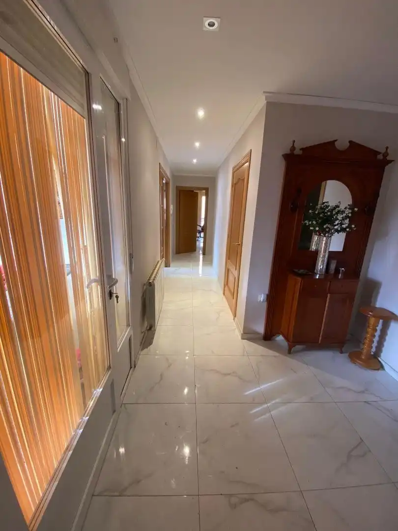 Casa adosada en venta en Calle Larga, 24, Valdeganga Casa adosada en venta en Valdeganga con Calefacción, Terraza y Amueblado