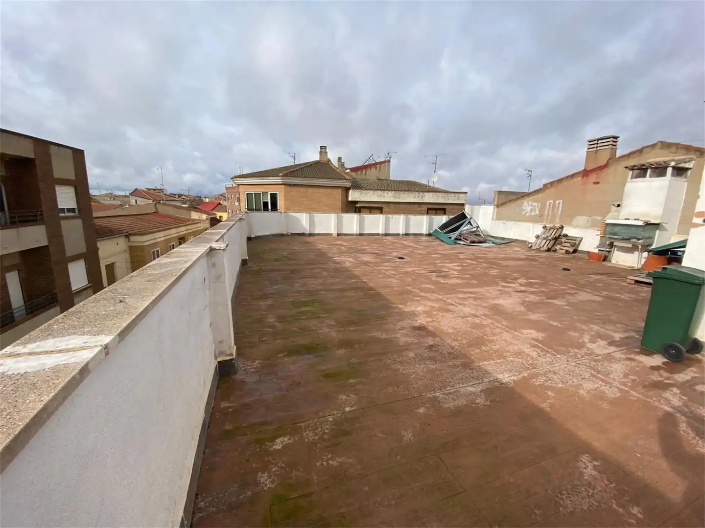 Casa adosada en venta en Calle Larga, 24, Valdeganga Terraza de Casa adosada en venta en Valdeganga con Calefacción, Terraza y Amueblado