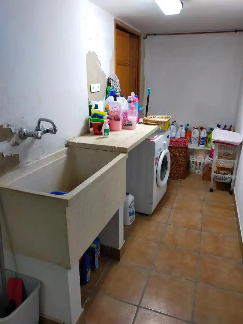 Houses for sale in Calle del Romano, 23, Segorbe Kitchen of Houses for sale in Segorbe with Terrace and Balcony