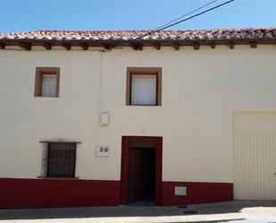 Vista exterior de Casa o xalet en venda en San Adrián del Valle