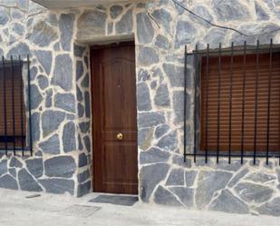 Exterior view of Flat for sale in Navalacruz