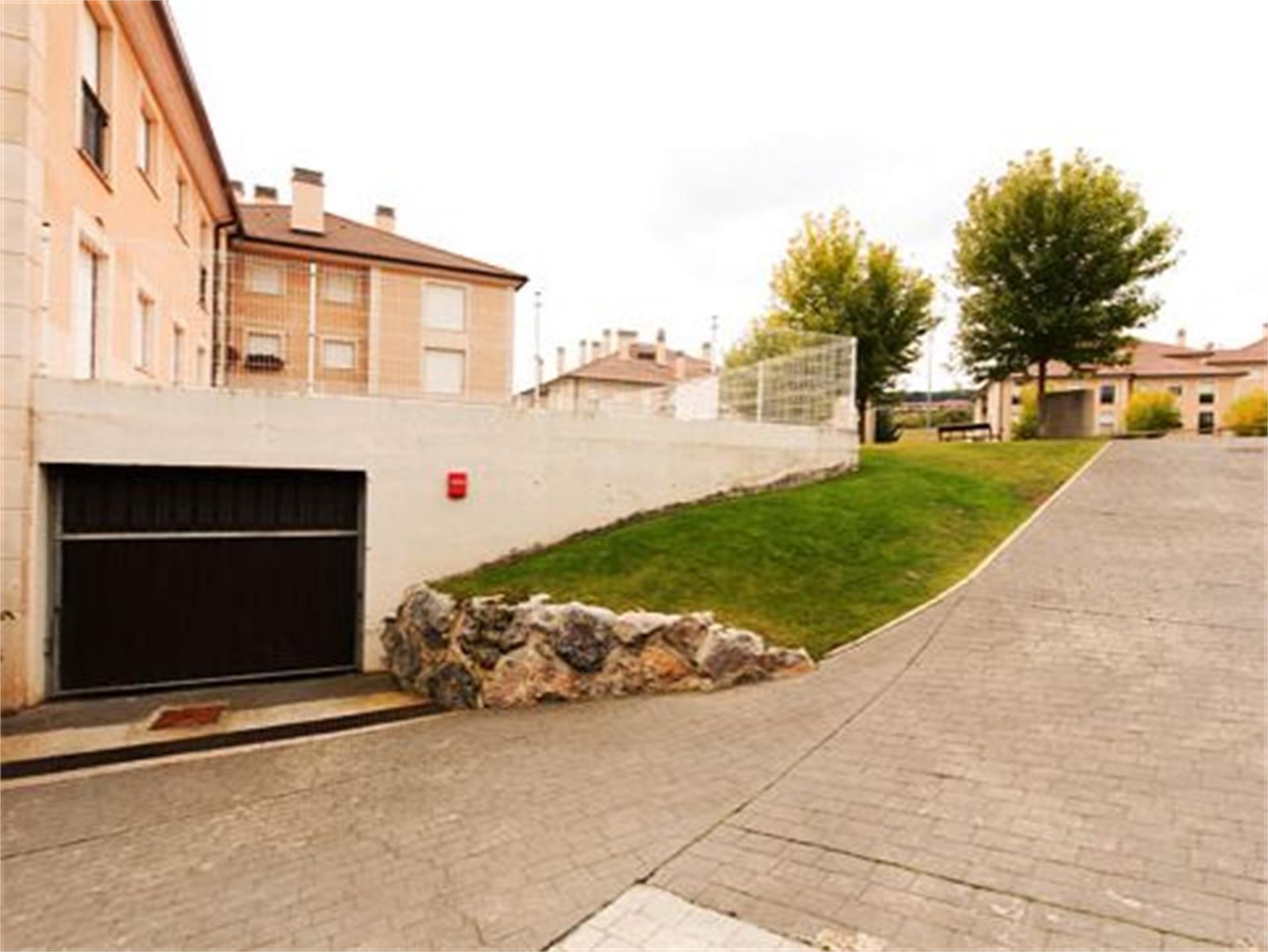Parking of Flat for sale in Sojuela  with Terrace