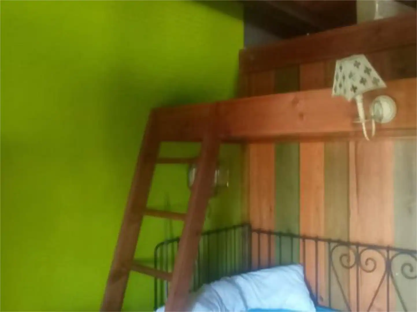Bedroom of Detached homes for sale in Sevilla la Nueva  with Air Conditioner