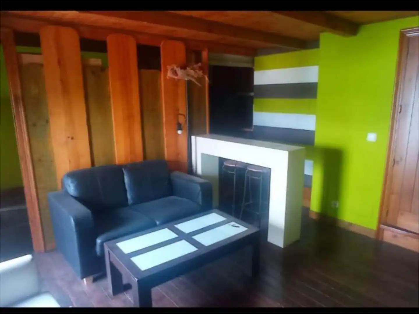 Living room of Detached homes for sale in Sevilla la Nueva  with Air Conditioner
