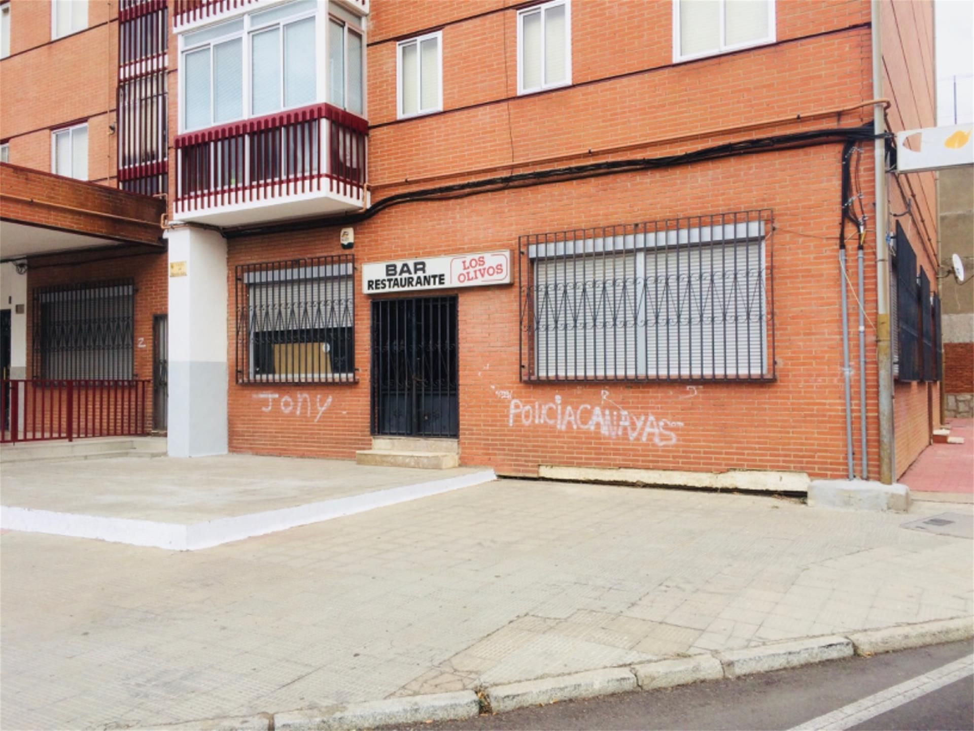 Vista exterior de Local en venda en Salamanca Capital amb Moblat