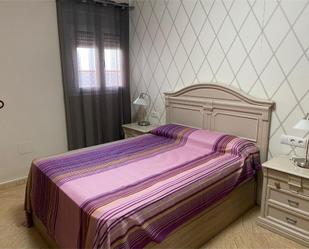 Dormitori de Casa adosada en venda en Marinaleda amb Aire condicionat