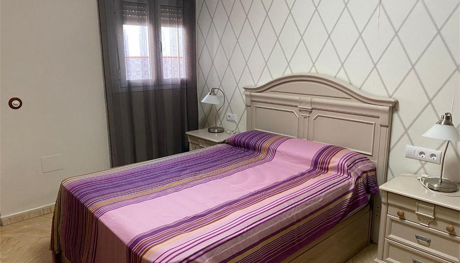 Foto 1 de Casa adosada en venda a Plaza Salvador Allende, Marinaleda, Sevilla