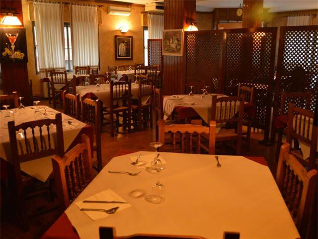 Local comercial en Venta en Maestro Galindo Arjona en Riópar