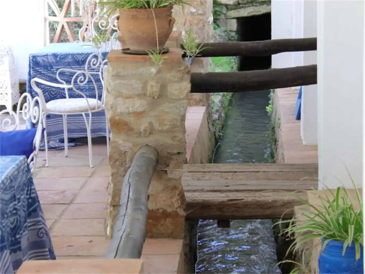 Finca rústica en venta en Calle Real Tesoro, Cortes de la Frontera Jardín de Finca rústica en venta en Cortes de la Frontera con Calefacción, Jardín privado y Terraza