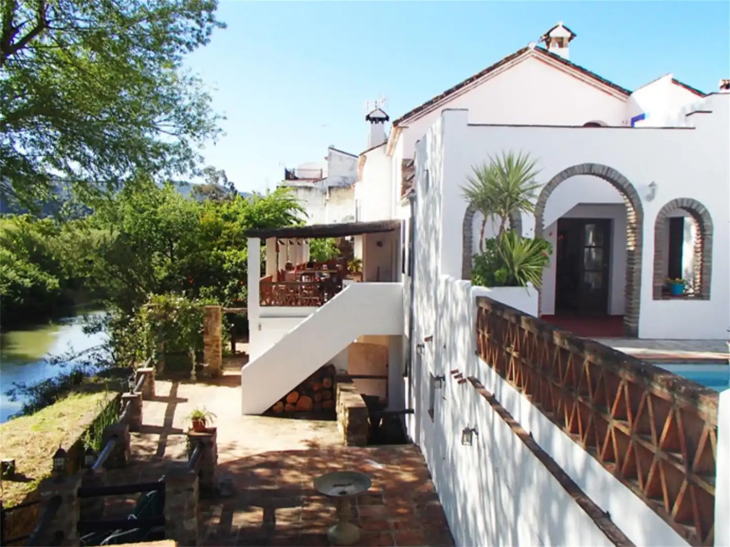 Finca rústica en venta en Calle Real Tesoro, Cortes de la Frontera Jardín de Finca rústica en venta en Cortes de la Frontera con Calefacción, Jardín privado y Terraza
