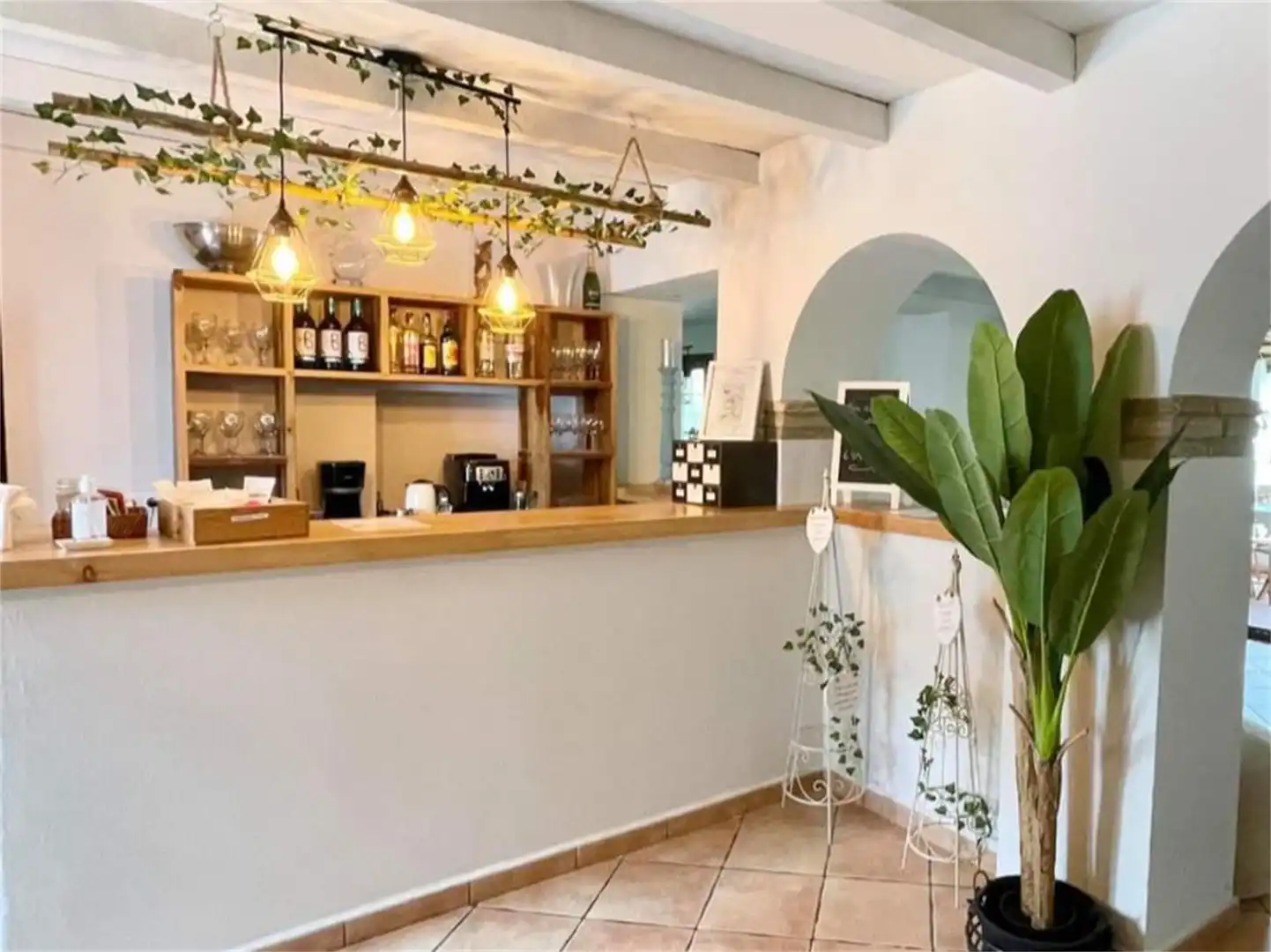 Finca rústica en venta en Calle Real Tesoro, Cortes de la Frontera Finca rústica en venta en Cortes de la Frontera con Calefacción, Jardín privado y Terraza
