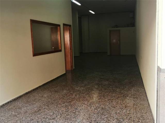 Local comercial en Venta en Calle Alcalde Tárrega, 30 en Plaza Illes Columbretes