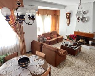 Living room of Flat for sale in Socuéllamos  with Air Conditioner, Terrace and Balcony