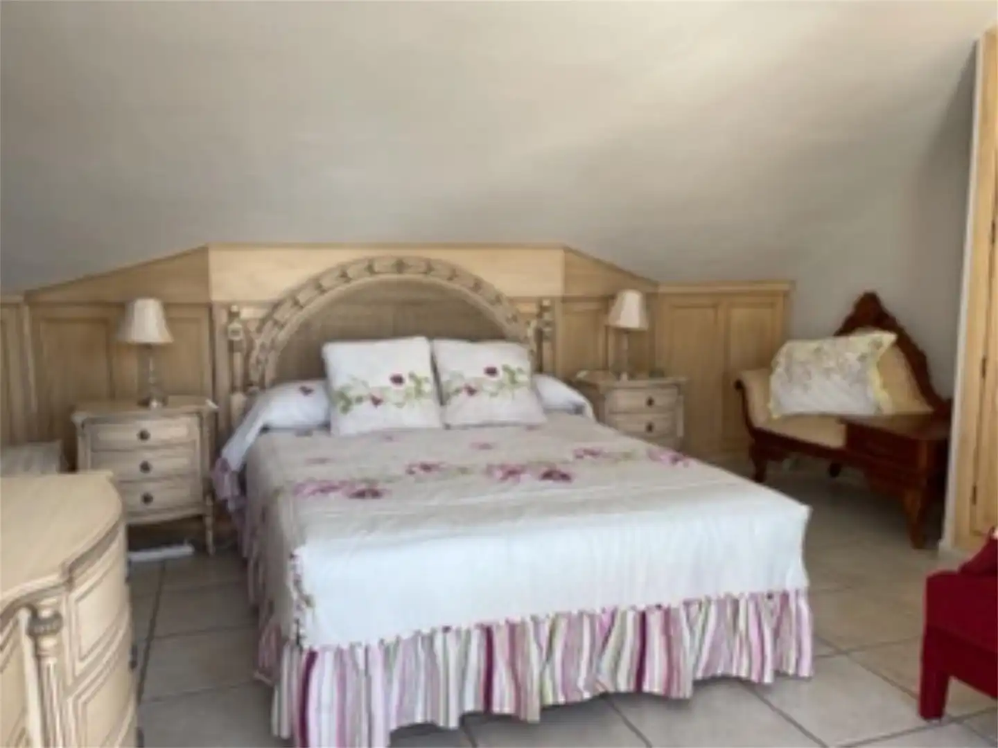 Piso en venta en Las Lomas del Pozuelo, Río Real Habitación de Piso en venta en Marbella con Jardín privado, Terraza y Trastero