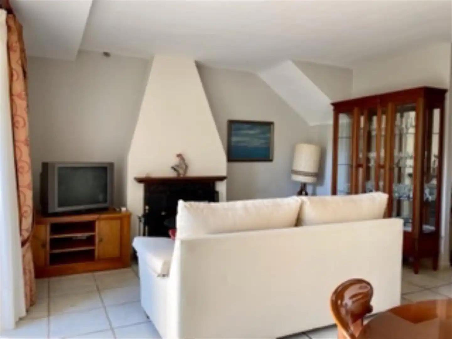 Piso en venta en Las Lomas del Pozuelo, Río Real Sala de estar de Piso en venta en Marbella con Jardín privado, Terraza y Trastero