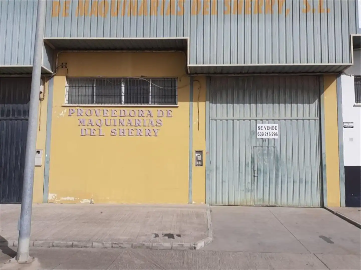 Vista exterior de Nave industrial en venta en El Puerto de Santa María