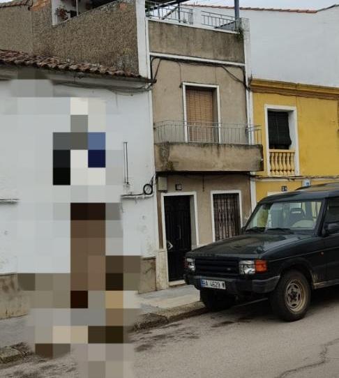 Photo 1 of Flat for sale in Avenida Aurelio Cabrera, Alburquerque, Badajoz