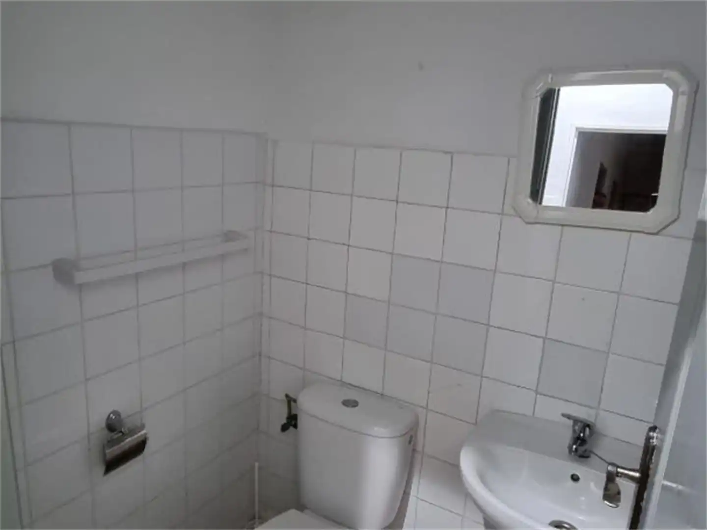 Flat for rent in Calle Cantarranas, 99, Navalvillar de Pela Bathroom of Flat for rent in Navalvillar de Pela with Air Conditioner, Furnished and Washing machine