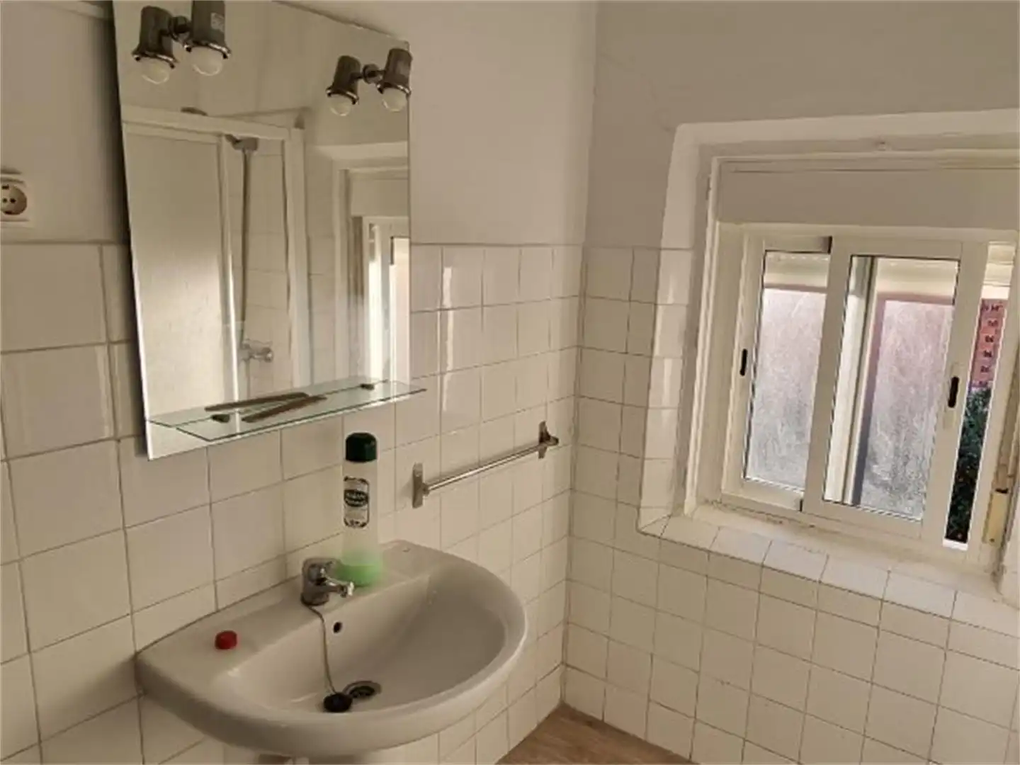 Flat for rent in Calle Cantarranas, 99, Navalvillar de Pela Bathroom of Flat for rent in Navalvillar de Pela with Air Conditioner, Furnished and Washing machine