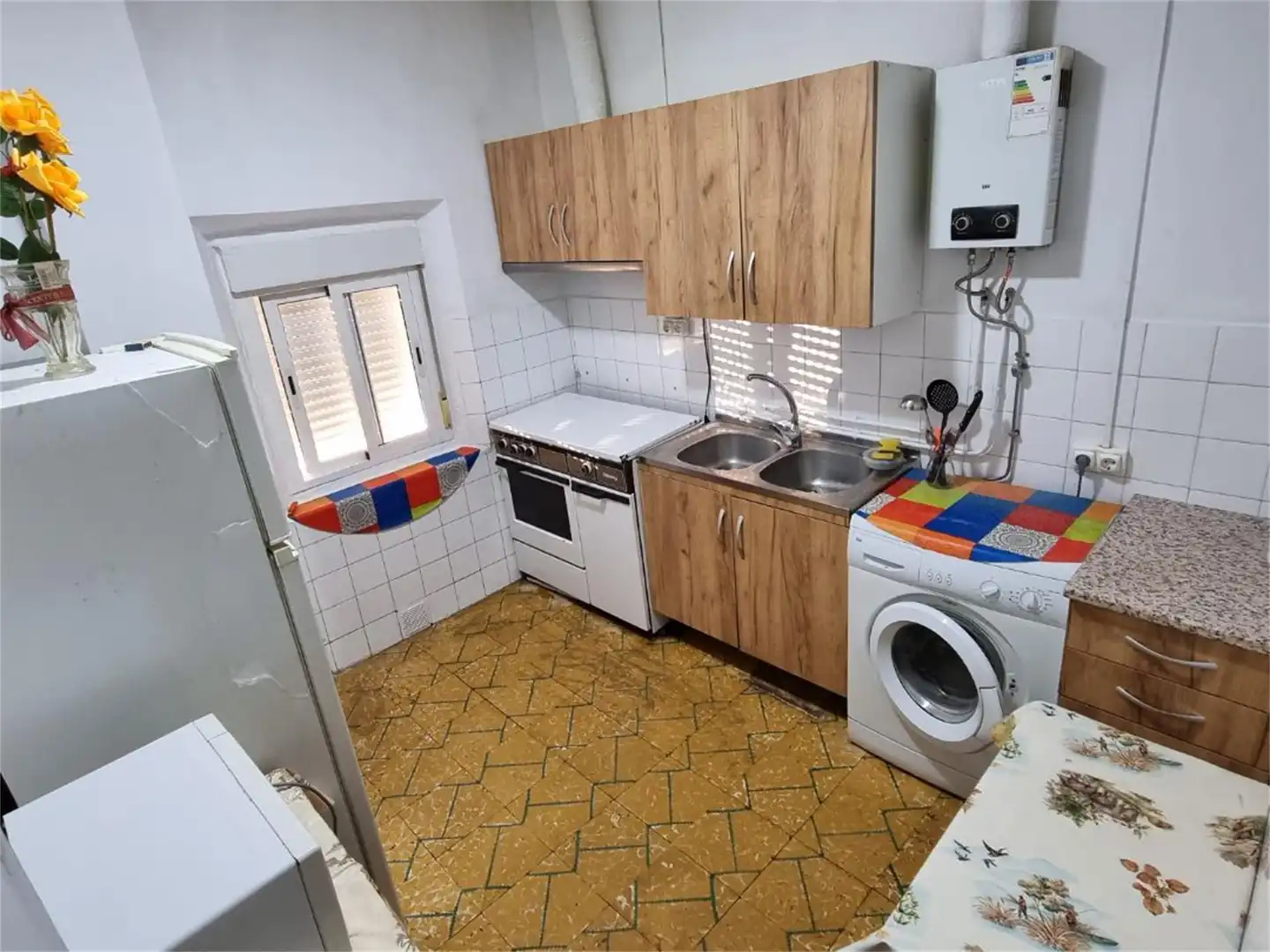 Flat for rent in Calle Cantarranas, 99, Navalvillar de Pela Kitchen of Flat for rent in Navalvillar de Pela with Air Conditioner, Furnished and Washing machine
