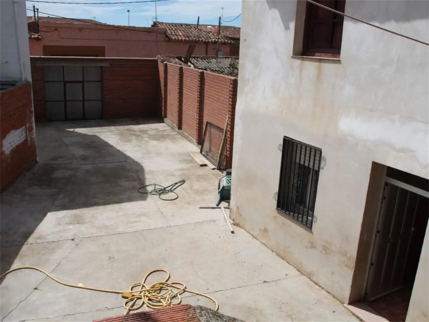 Vista exterior de Casa adosada en venta en Pobladura de Pelayo García
