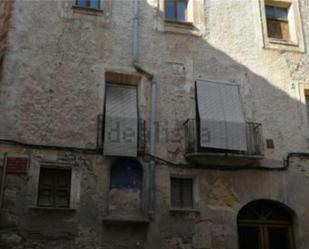 Vista exterior de Casa adosada en venda en Alcover amb Balcó