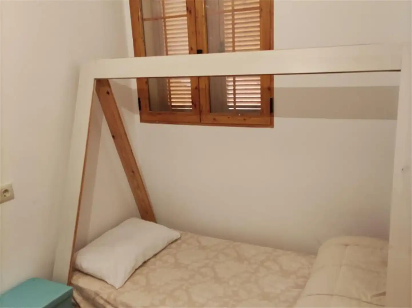 Dormitori de Casa o xalet en venda en Alcalá de la Selva amb Calefacció, Terrassa i Traster