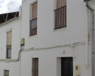 Exterior view of Single-family semi-detached for sale in Cazalla de la Sierra